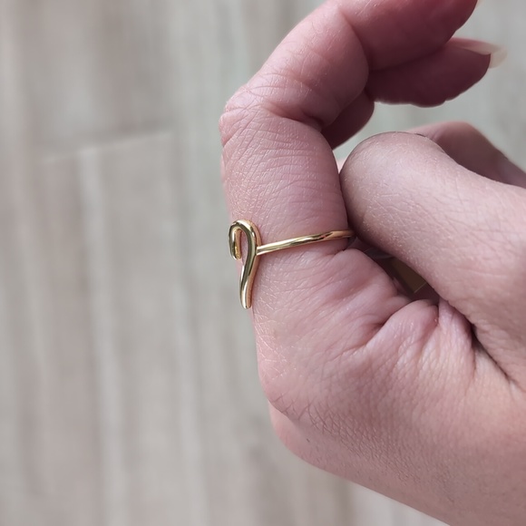 NWT sterling silver heart ring - Picture 3 of 12